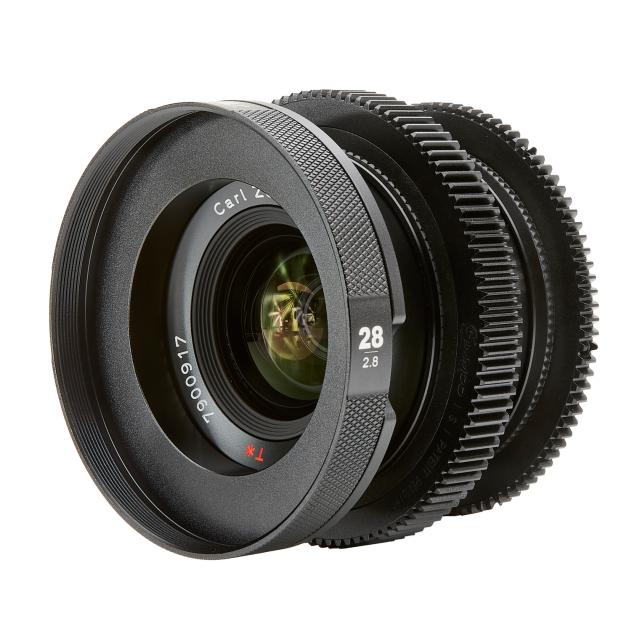 Zeiss Contax 28mm/2.8 Distagon Cinemodded to EF | 711rent.com Zeiss Contax 28mm/2.8 Distagon Cinemodded to EF | 711rent.com